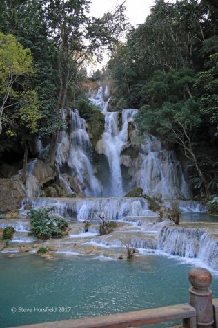 Khaung Si waterfall